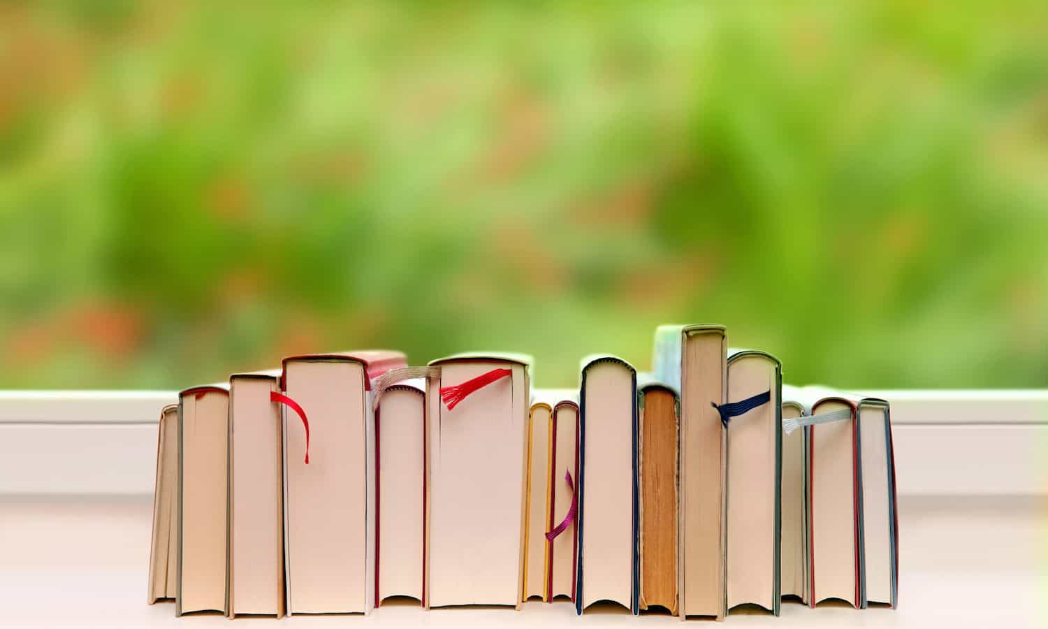Food Tank has compiled 17 books to educate, inform, and inspire us this season.