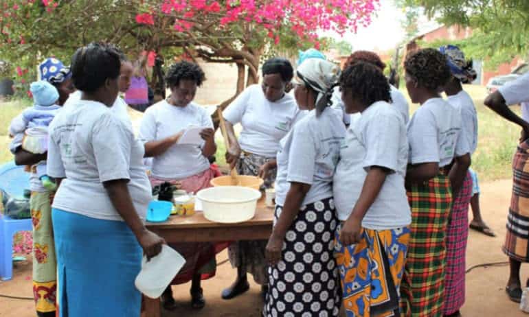 ICRISAT is fighting malnutrition and undernutrition in Kenya with participatory cooking trainings and demonstrations for women.