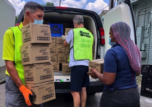 With help from the ReFED Fund, Second Servings of Houston expands food rescue operations in midst of a global pandemic.